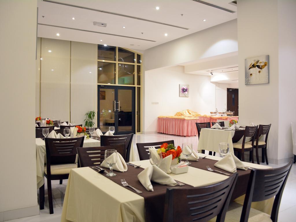 President Heights Aparthotel Manamah Buitenkant foto