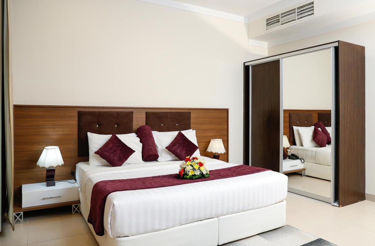 President Heights Aparthotel Manamah Buitenkant foto