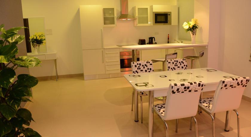 President Heights Aparthotel Manamah Kamer foto